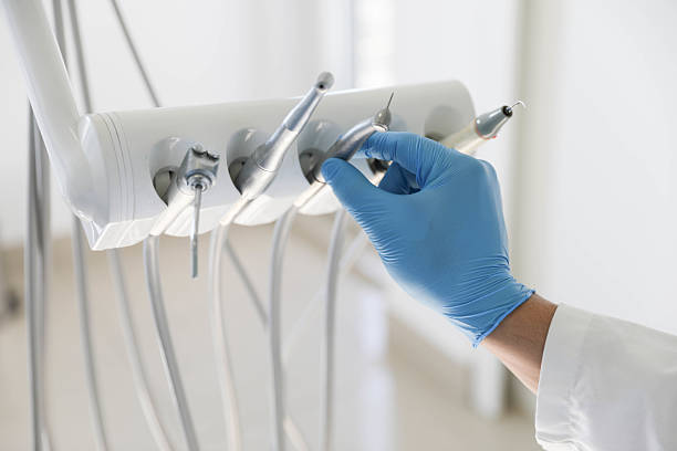 Professional Tooth Extraction technician working in Lake Oswego, OR